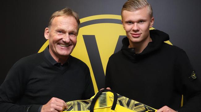 NBA球队战术解析：雄鹿防守策略调整,（NBA战术深析：雄鹿防守体系调整）