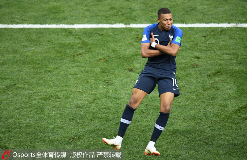 德科：拉什福德在曼联过得不容易，他选择巴萨是为了赢得冠军