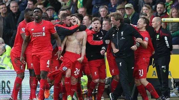 博格巴投资全球首支现代化专业赛驼队，成为其股东和大使（博格巴入股全球首支现代化专业赛驼队，兼任形象大使）