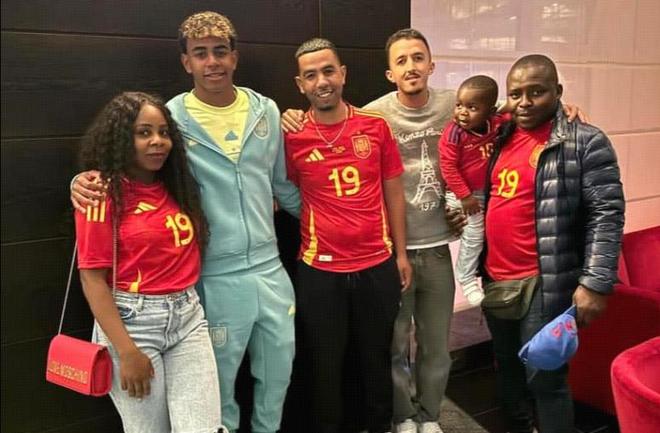 吉文：凯莱赫是欧洲三位最佳门将之一，他始终保持冷静的头脑（吉文称凯莱赫跻身欧洲门将前三，始终头脑冷静）