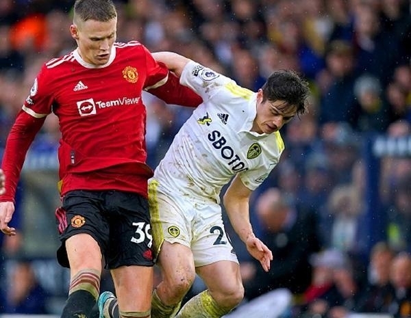 下半场隐身！狄龙24中10得到23分4篮板4助攻