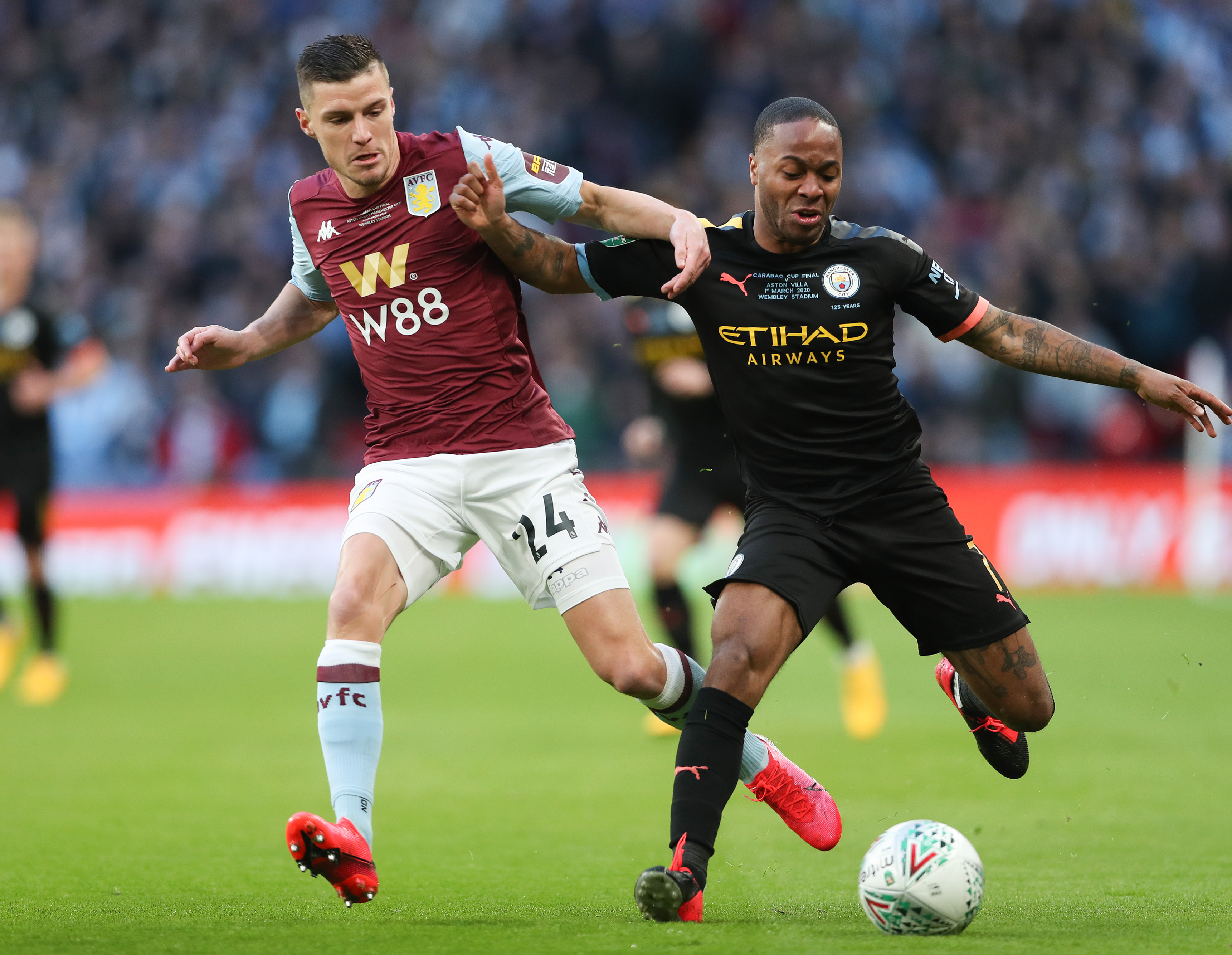 门将看呆：这也能进？（门将当场傻眼：这球也能进？）