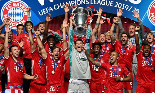 篮球湖人锁定比赛胜局，球迷狂喜（湖人提前奠定胜势，球迷欢腾）